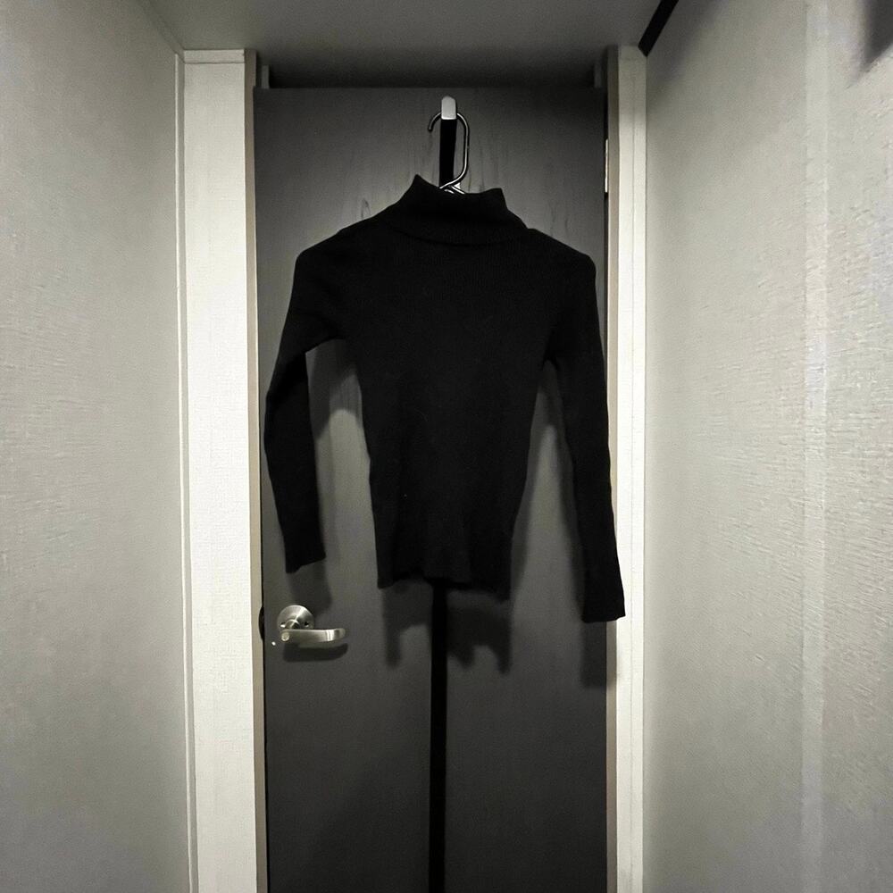 Black Turtle neck